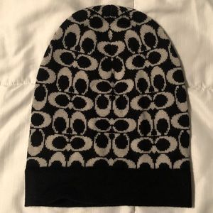 COACH Signature Logo knit beanie
